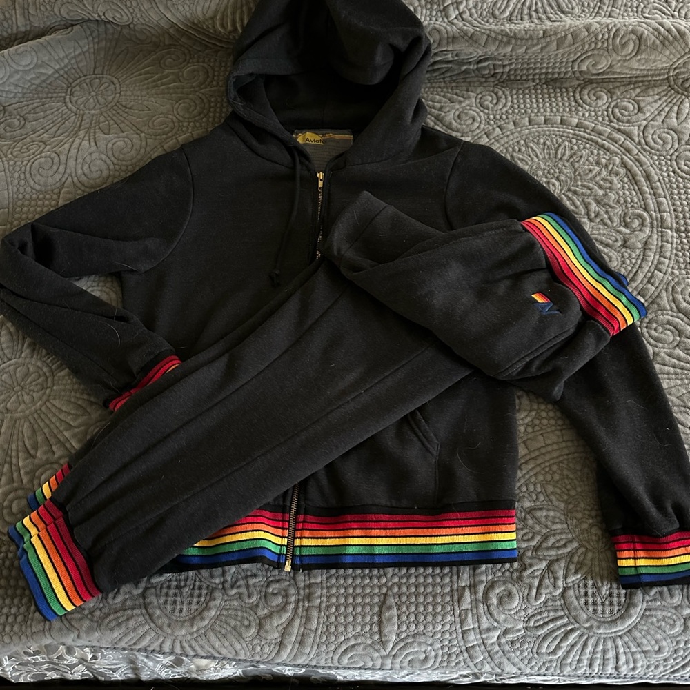 Aviator Nation set like new. Worn once